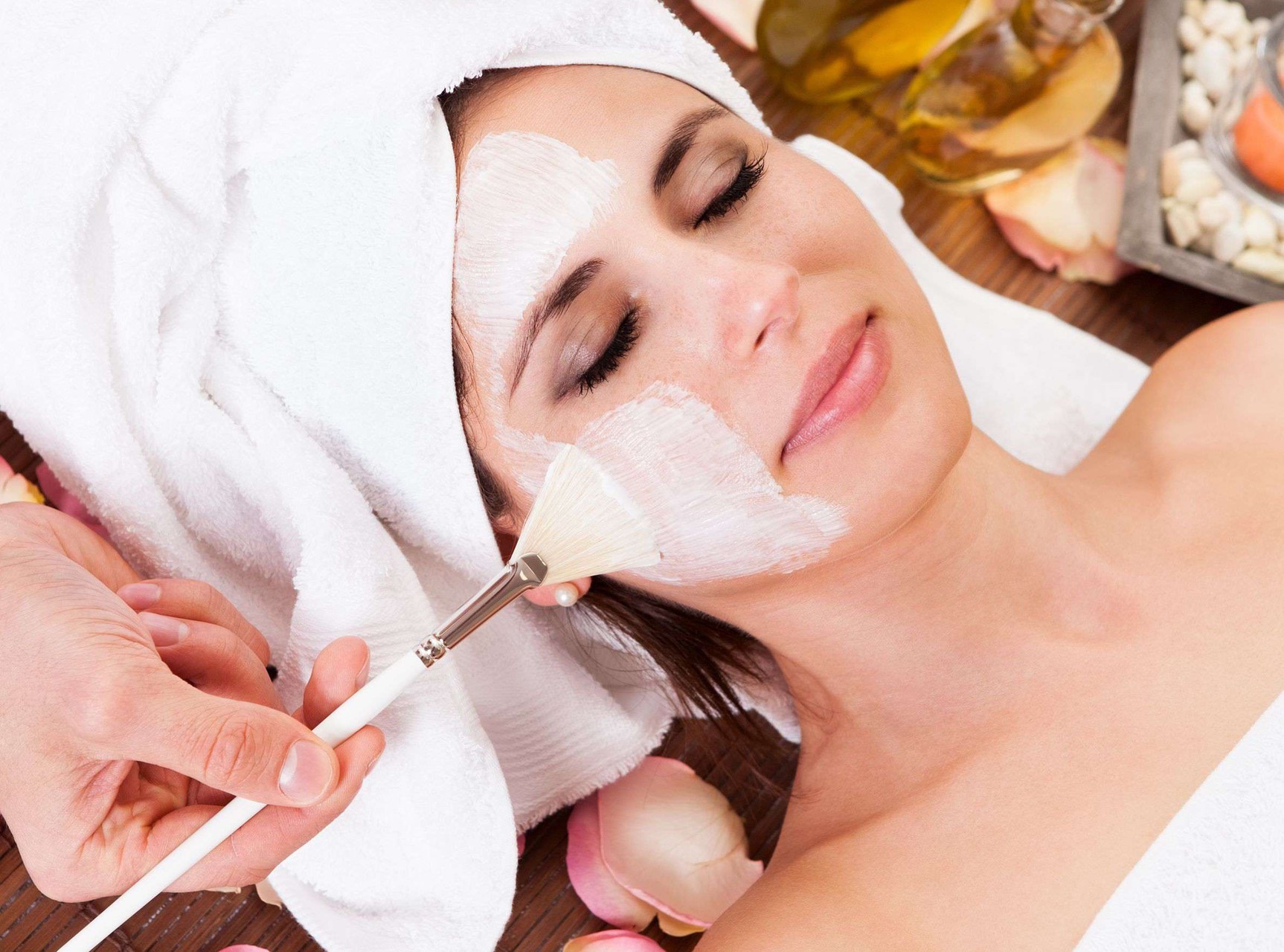 Essence-Hyaluron und Gold...