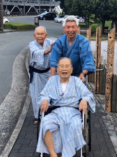 一年前の７月、伊東赤沢温泉へ行きました。
