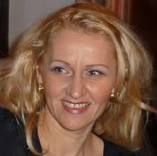 Agnes Trieblnig-Csákány, piano