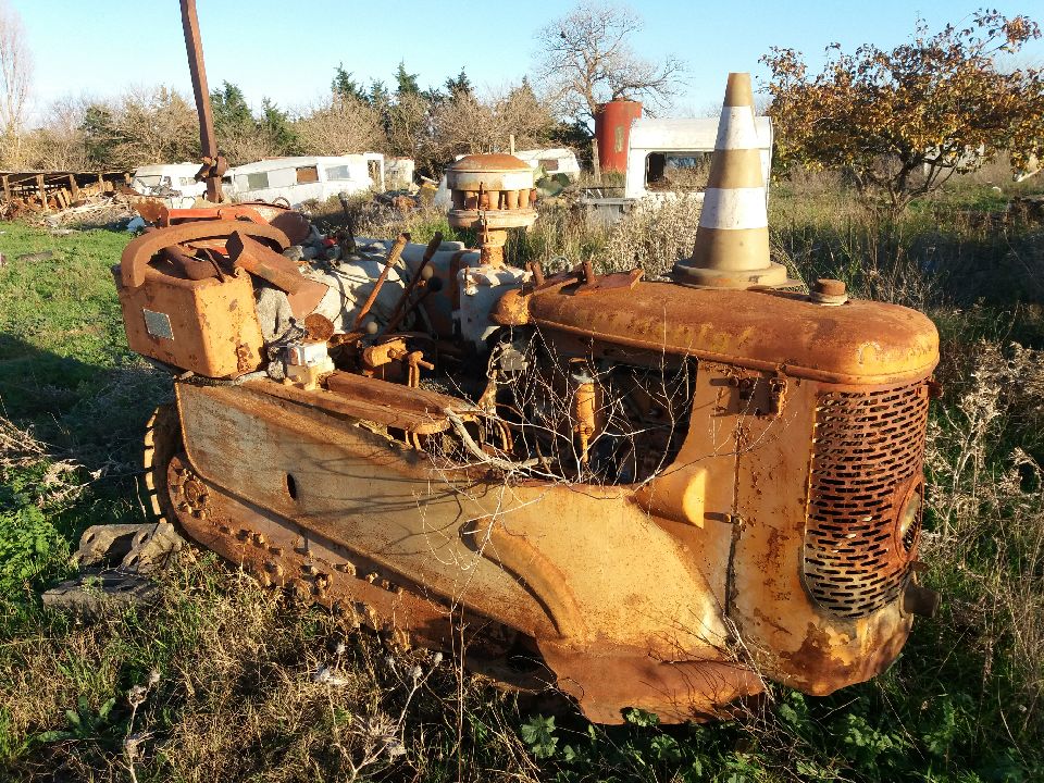 Tracteur Continental carenné 