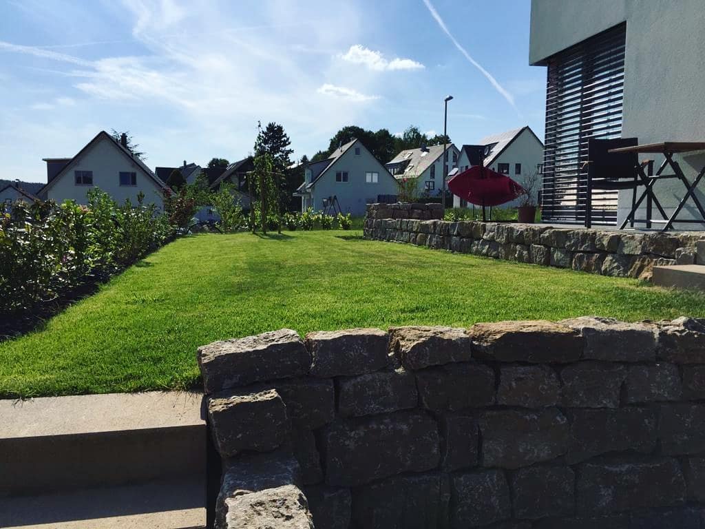 Der Rasen - GartenXclusiv