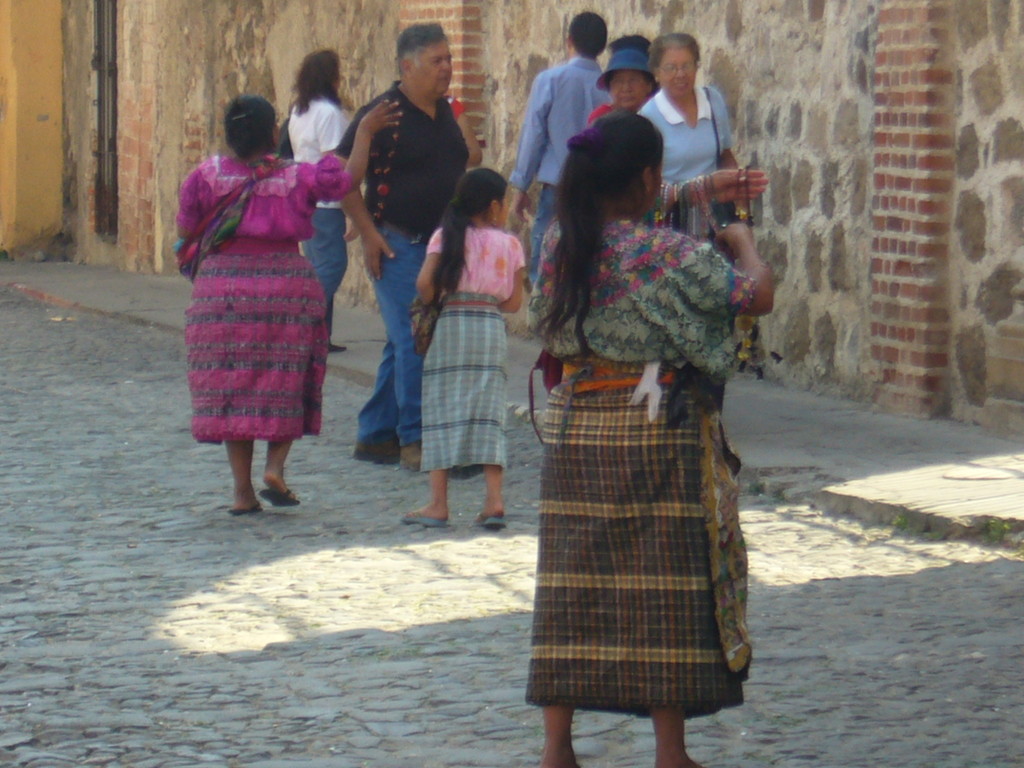 traditionell gekleidete guamaltekische Frauen