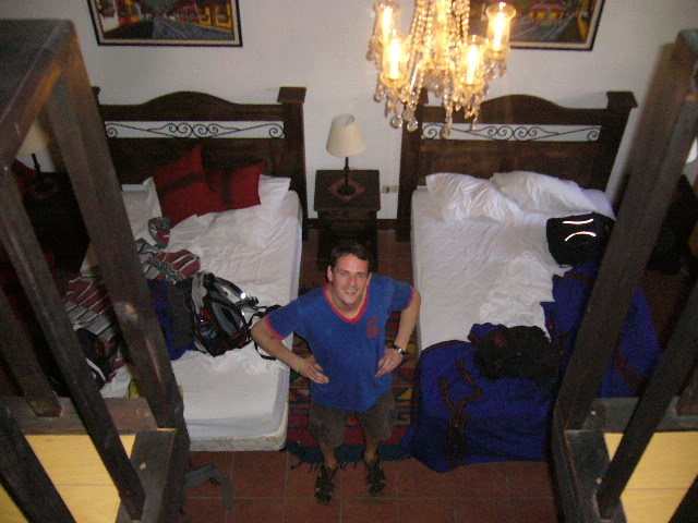Frankis erste Nacht in Antigua....im schoenen Hotel Casa Antigua
