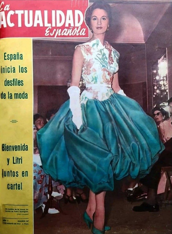 Collection Haute Couture _Automne _ Hiver 1955-56 