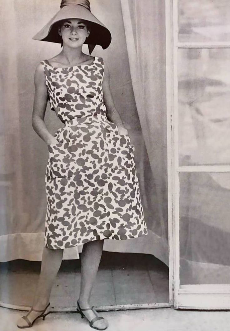 Santa Eulalia _Collection Haute Couture _Printemps _ Eté 1963