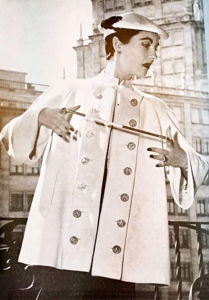 Pedro Rodriguez_Collection Haute Couture _Printemps _ Eté 1951