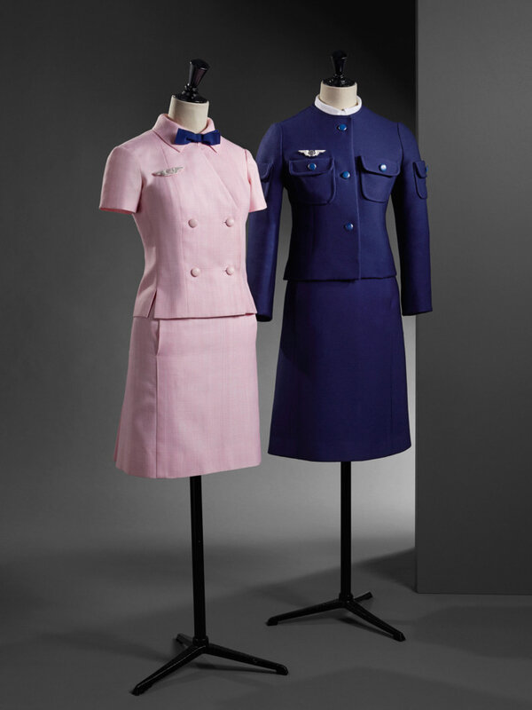 Uniformes azafatas para -Air France- 1968. Cristóbal Balenciaga