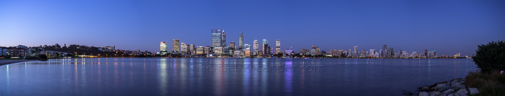 Perth Skyline Panorama 19 04