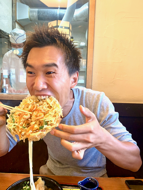 「讃岐うどん屋もり家の特大かき揚げおろしうどん」じゅん散歩日本一周77日目香川県高松市