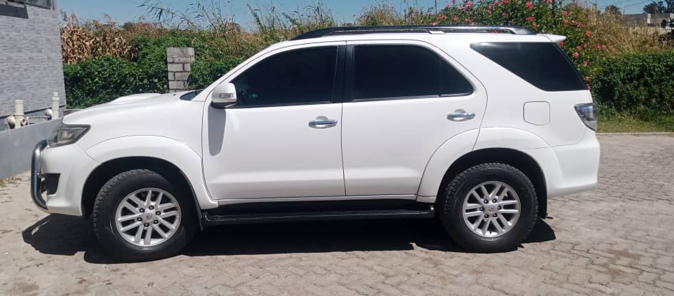 4x4 Fortuner