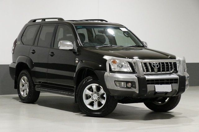 Full Size 4x4 Landcruiser Prado