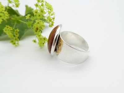 Ring mit Sheoak aus Australien