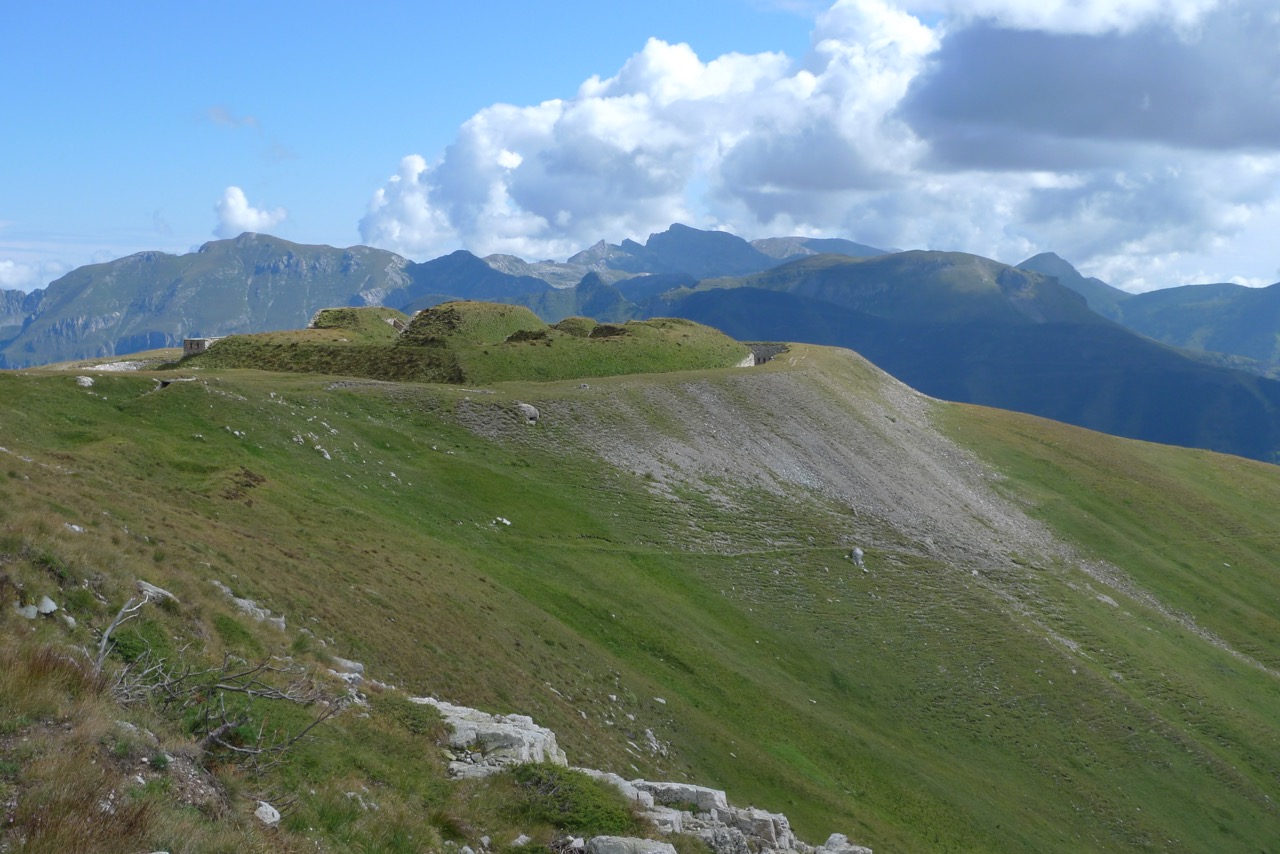 Festungen am Tendapass