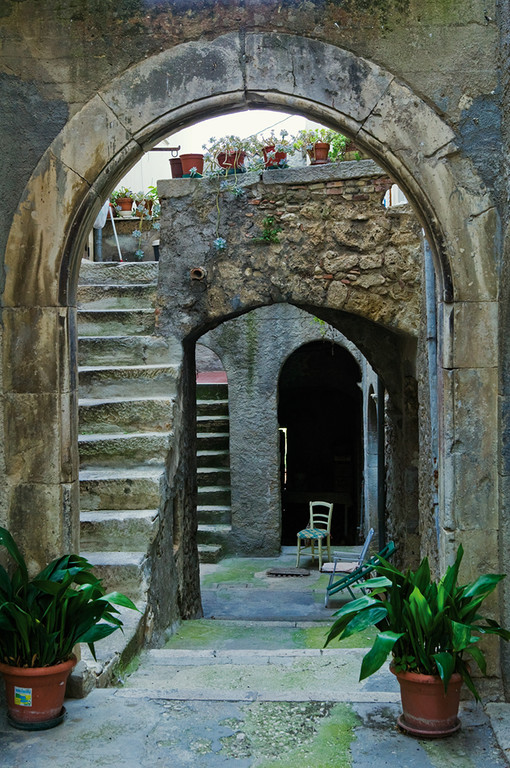 Castiglione A Casauria Abruzzo Itinerari Fotografici Fotografie E 
