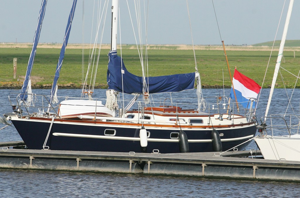 05/2010  Erster "Sommer"- Gast  2010.  SY "Henriette", Delfzijl. Foto: Lutz Lühmann