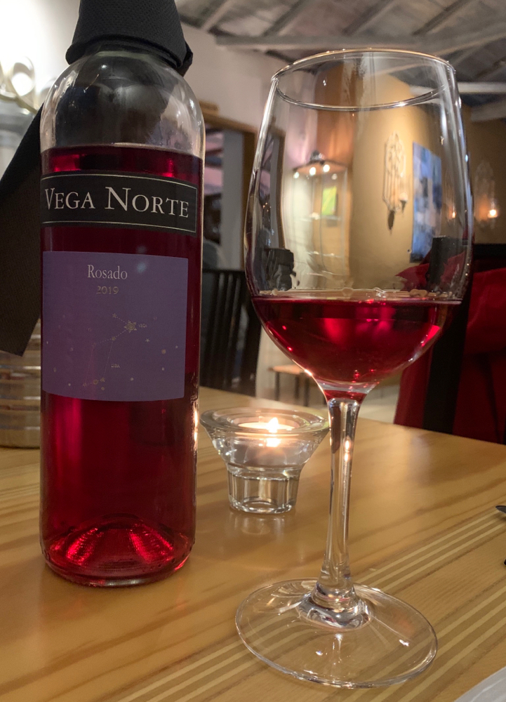 Ein leckerer Rosado mit Anklängen von Erdbeeren
