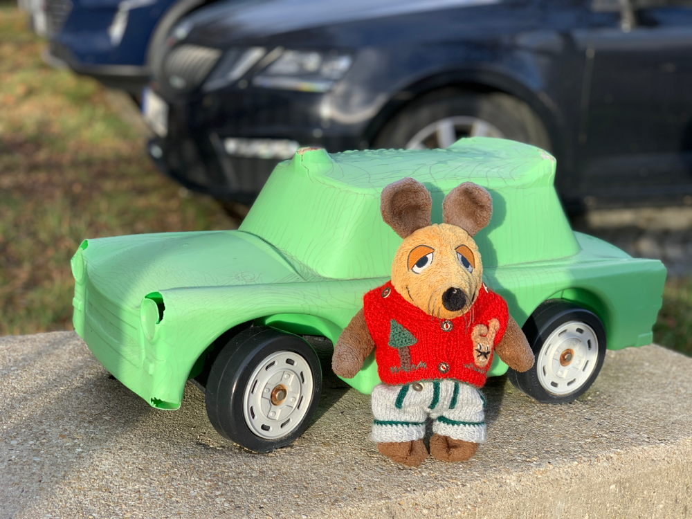 Endlich mal ein Auto, welches der Größe unserer Maus gerecht wird.