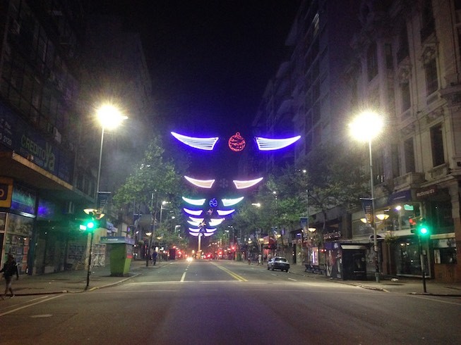 Die Hauptstrasse von Montevideo um 00:30 h !