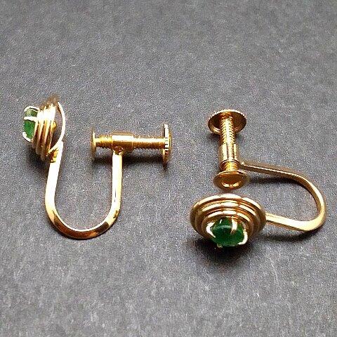 Emerald 18K gold earrings
