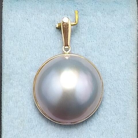 Mabe Pearl k18 pendant top