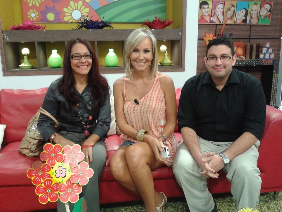 Fernando Gómez en el set de "Tú Mañana"