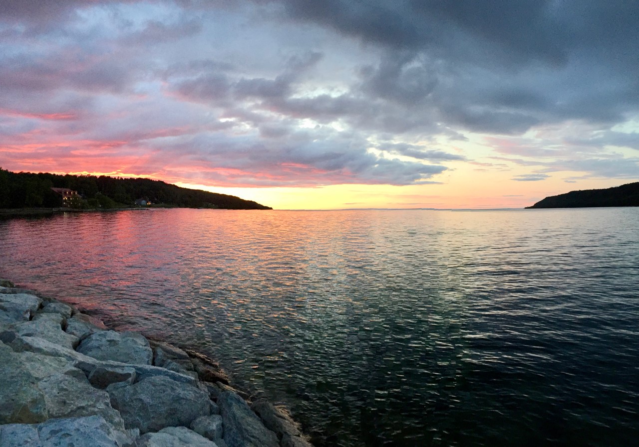 Be our guests in beautiful Gore Bay, Manitoulin Island! The Inn at