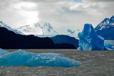 Eisberge des `Glaciar Grey`