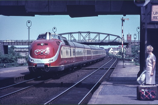 TEE 1966  I  Copyright by Stiftung Eisenbahn Archiv Braunschweig