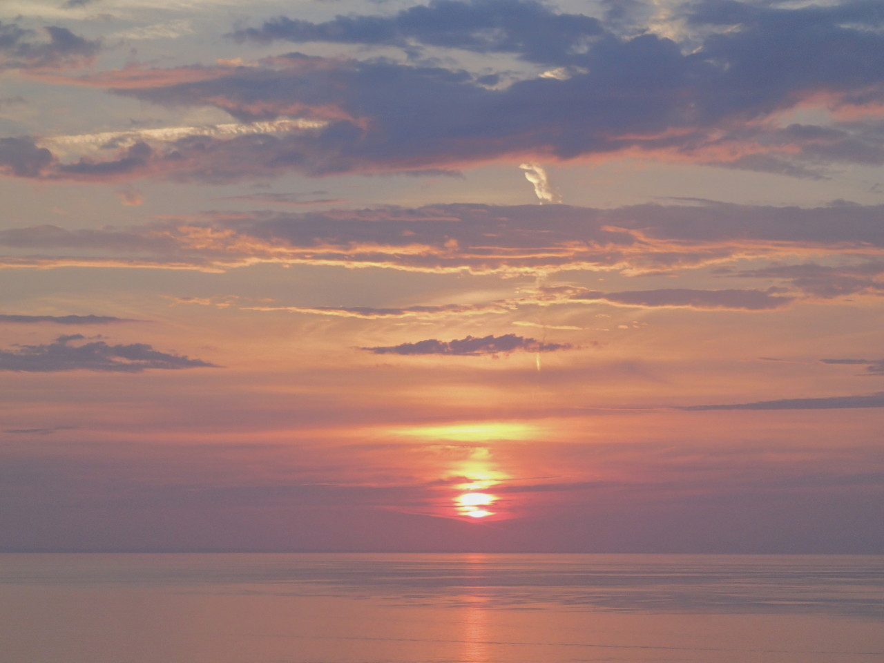 Sonnenaufgang - und das aus Balkonsicht!