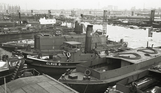 Einsatz als Dampfspender im Travehafen im Januar 1970. Foto Detlev Luckmann