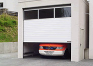 Garage im Hang mit Erddruck und Terrasse