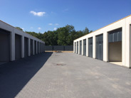 Garage im Hang mit Erddruck und Terrasse