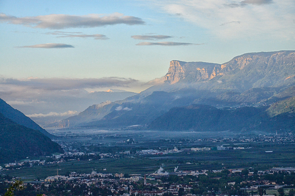 Blick auf Meran von der Hotelterrasse