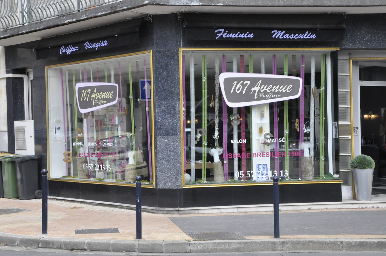 Vitrine printemps mariage