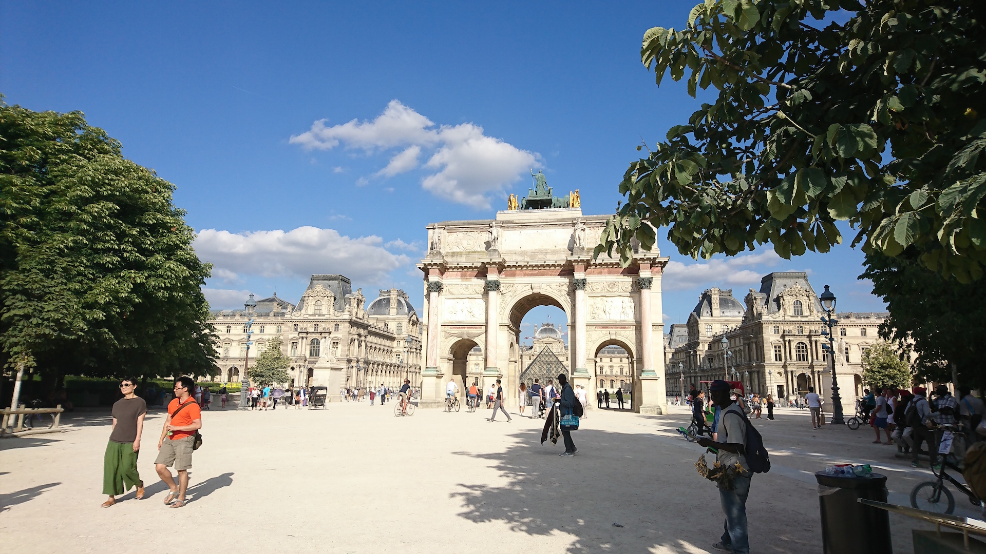 über den Jardin des Tuileries zum...