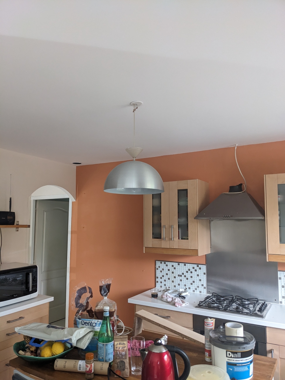 Mise en peinture d'une cuisine à Béziers