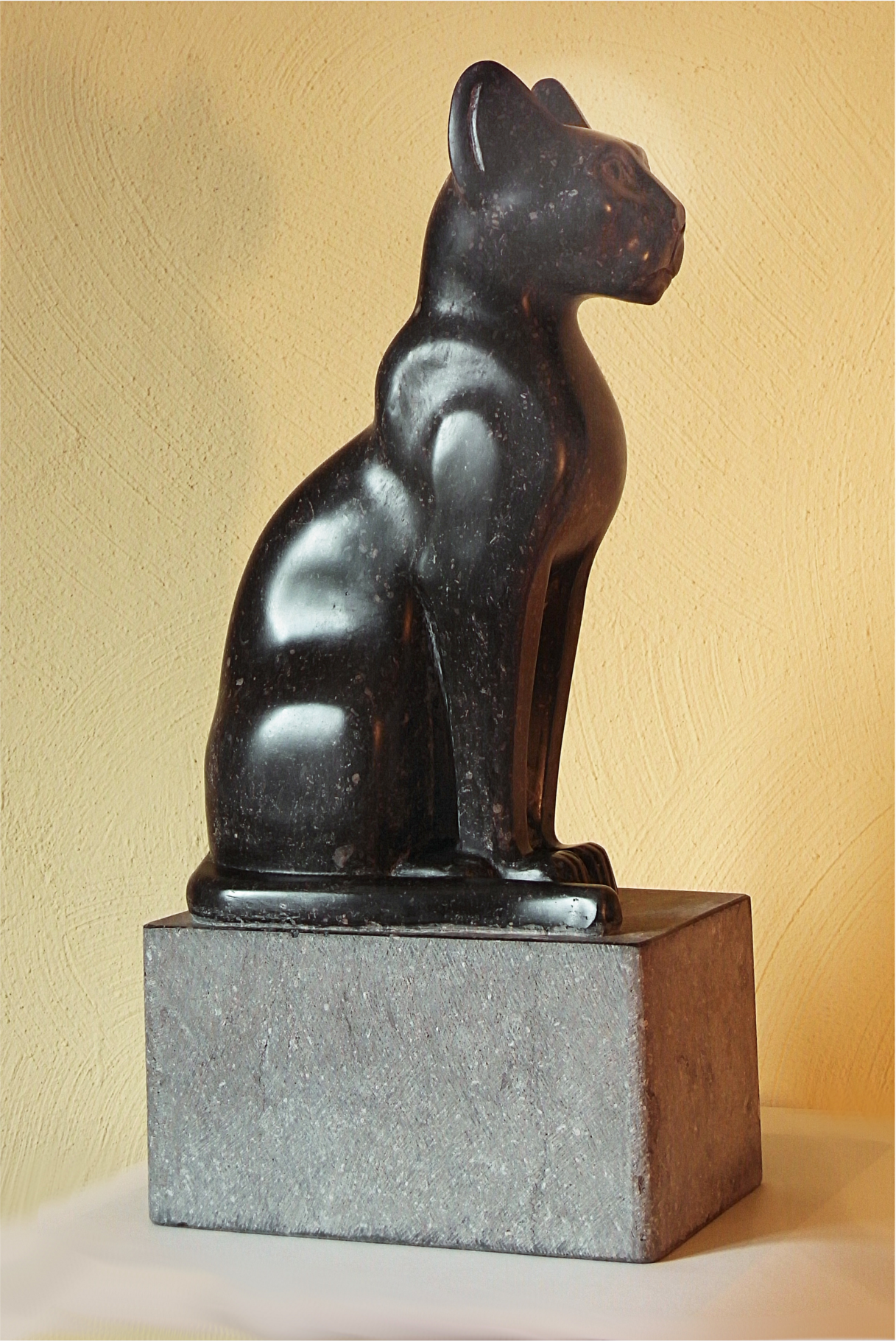 Figuren Skulpturen Des Bildhauers Gunter Schmidt Aus Den Klassischen Materialien Stein Holz Startseite Von Bildhauer Gunter Schmidt Skulpturen Und Objekte Aus Stein Metall Und Holz Silber Und Bronzeschmuck Wachsmodellanfertigung Fur Den Ist der dialog mit alten skulpturen fruchtbar? figuren skulpturen des bildhauers