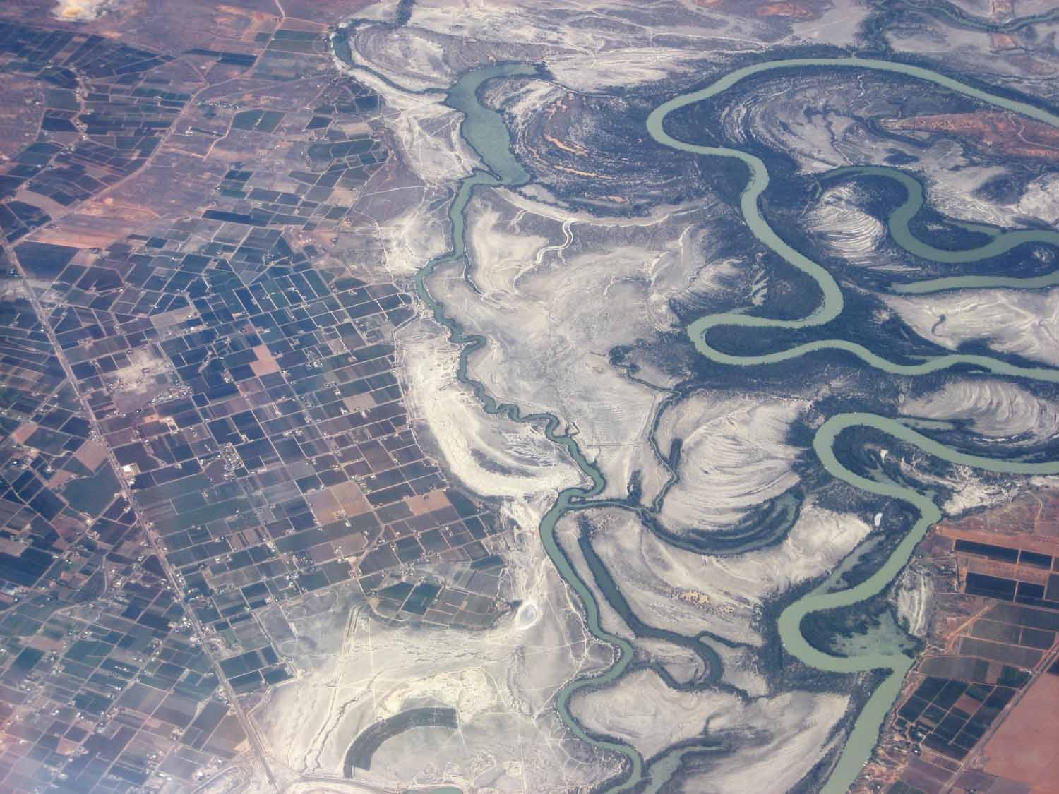 Meandering Murray River in South Australia (or maybe Victoria)