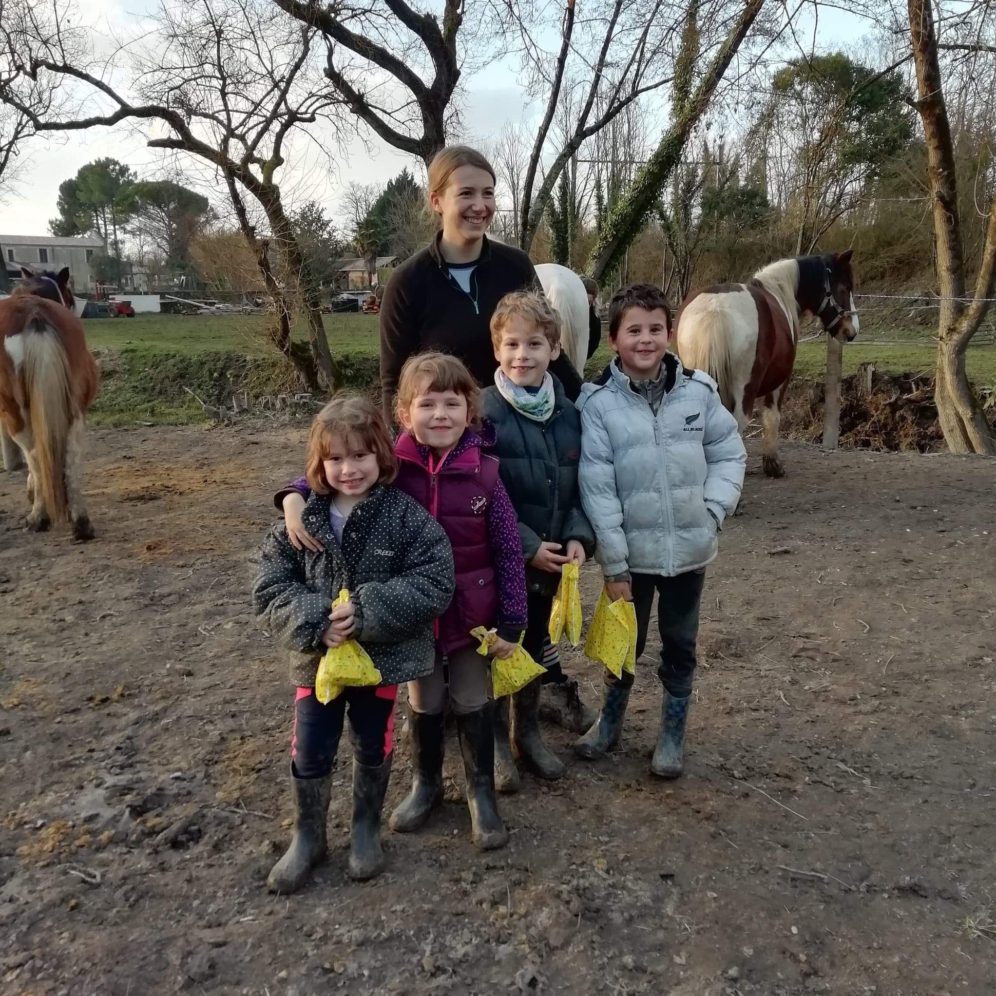 Chasse au trésor 2019 Juju, Lilou, Titouan, Théo, Izar et leur butin