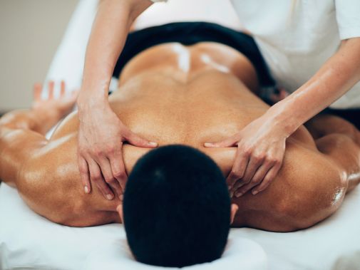 massage sportif recuperation masseuse