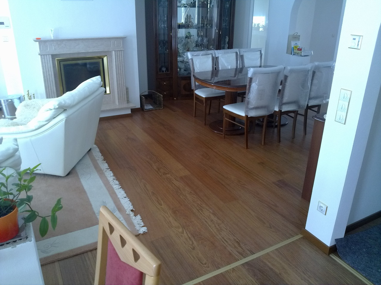 Fertigparkett - Blick in das Wohnzimmer