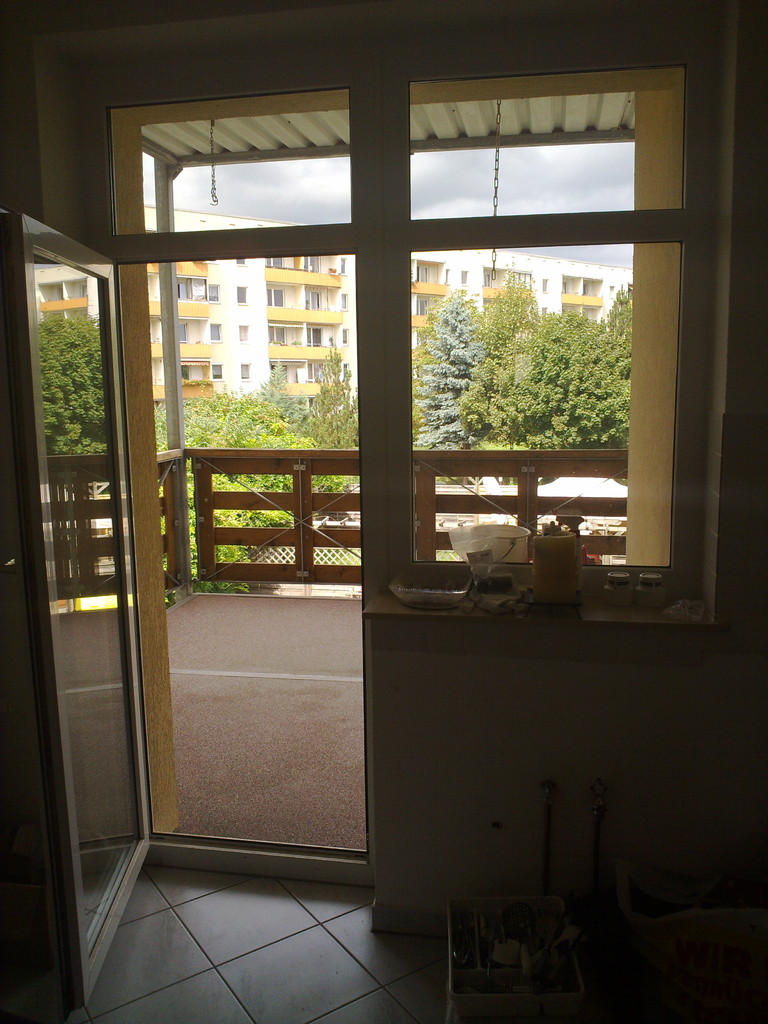Blick auf den schönen großen Balkon