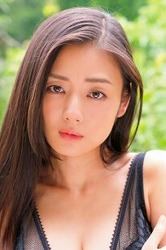片山 萌美
