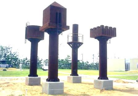  柱状構造 耐候性鋼板・スチール W4540×D4950×H5040（各最大） 第１６回現代日本彫刻展　入選 宇部市常盤公園     現存せず