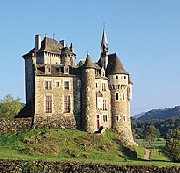 Château de Couzans (sur la commune, privé)