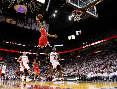 Derrick top rose vertical