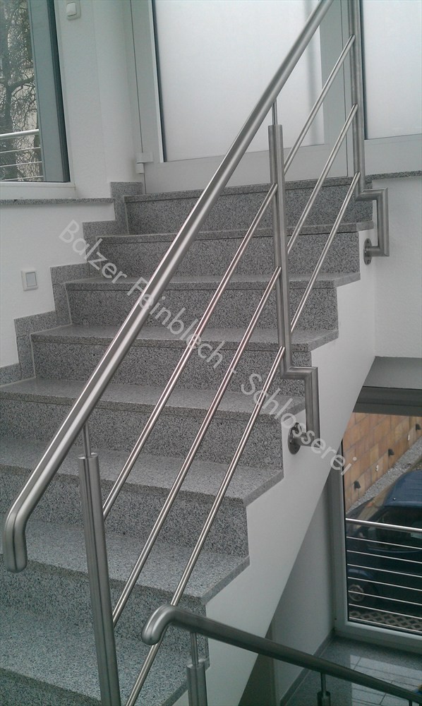 Schlichtes Innengeländer Edelstahl