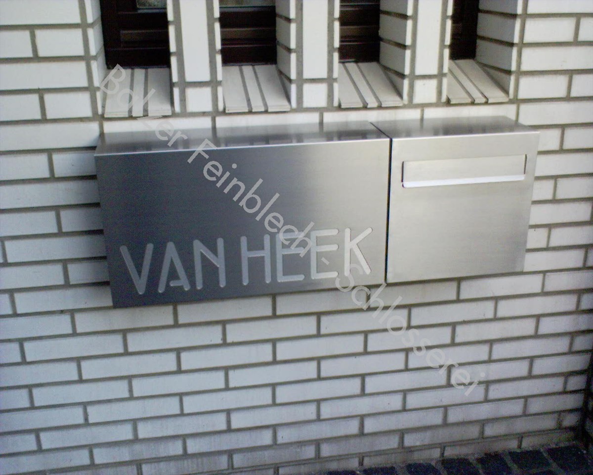 Briefkasten Edelstahl Individueller Schriftzug