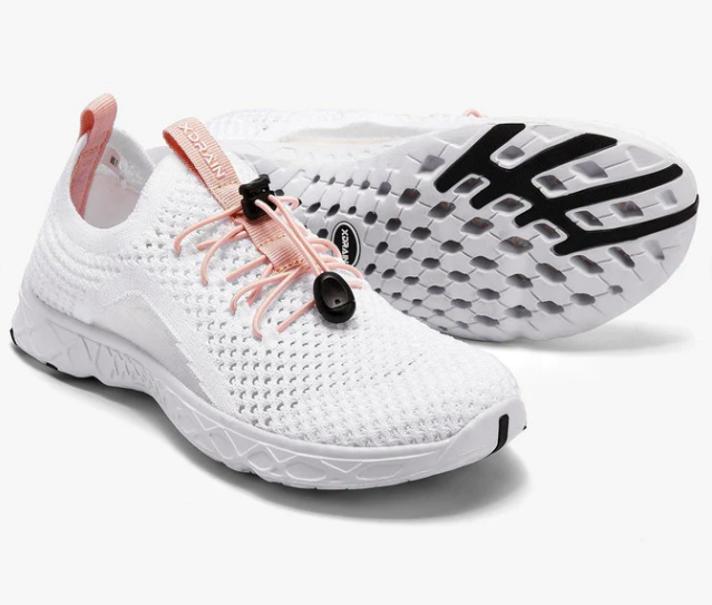 White/Pink : Style NQ8 : Women's Size US9: $110