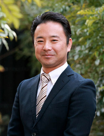 坂本塗装株式会社　代表取締役　佐藤公彦